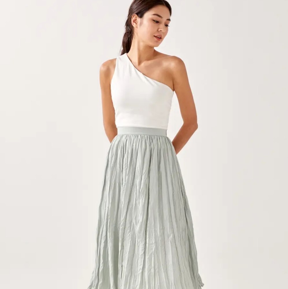 Aminta Padded Toga Cut Out Top